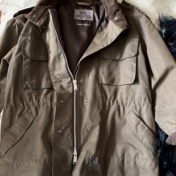 Brixtol - Picture 10 of 13